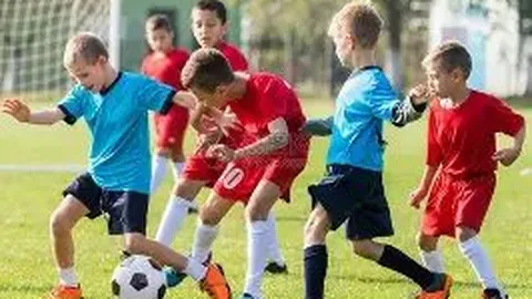 王钰栋、蒯纪闻领跑U21金童奖角逐，邝兆镭晋级U17决赛圈！